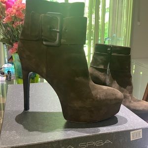Via Spiga Green Suede Bootie